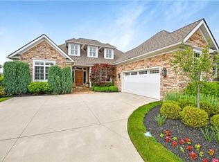 3755 Tradewinds Cir, Pepper Pike, OH 44124