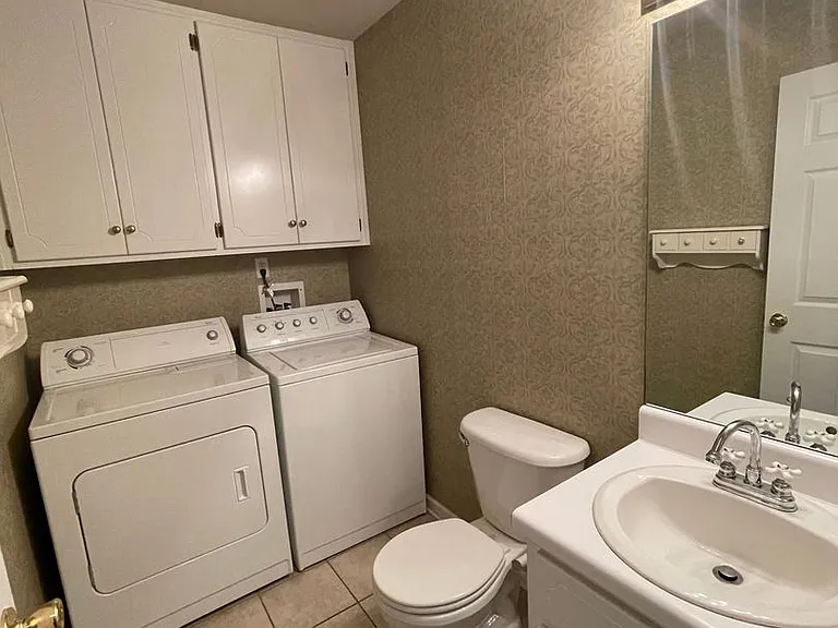 112 Foxchase Ln — Photo 6
