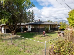 29853 Jarding Rd, Eugene, OR 97405