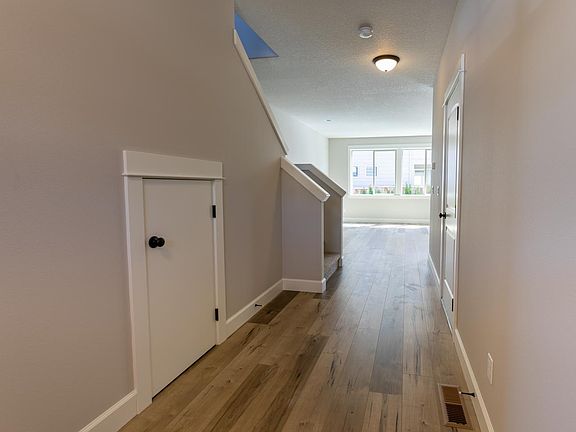 3rd image of 10085 NW Bartlett Loop
