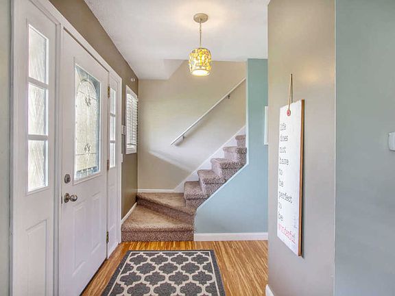 2nd image of 3536 Bromley Dr SE