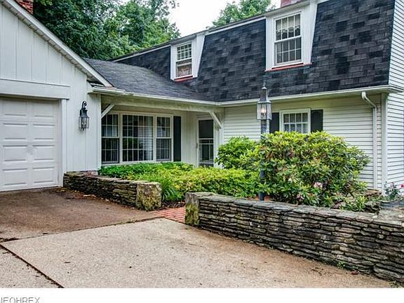 2nd image of 9270 Canterbury Ln