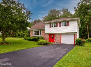 37 Fruitwood Dr, Burnt Hills, NY 12027