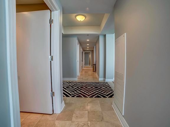 5th image of 600 N Lake Shore Dr APT 4005