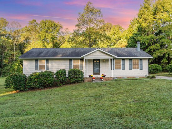 8004 Deer Meadow Dr, Apex, NC 27539