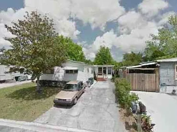7621 Plumwood Dr, Jacksonville, FL 32256