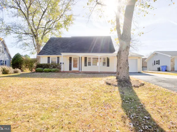 12609 Kemmerton Ln, Bowie, MD 20715