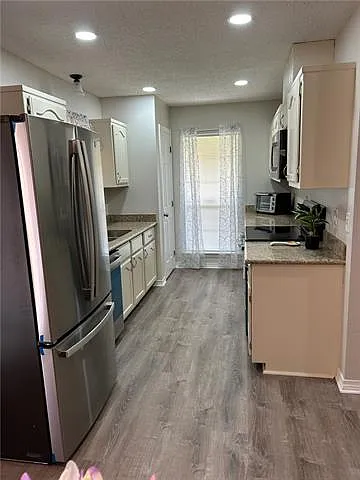 2505 S Sugar Ridge Dr — Photo 2