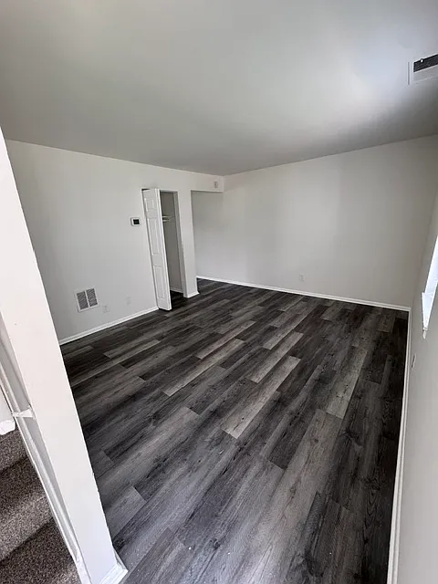 2 bed, $1,375 — Photo 2