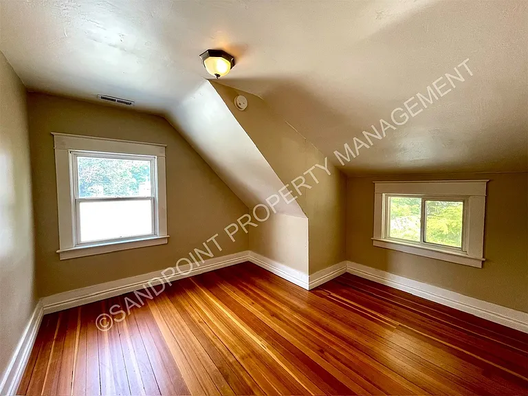 501 N Boyer Ave — Photo 56