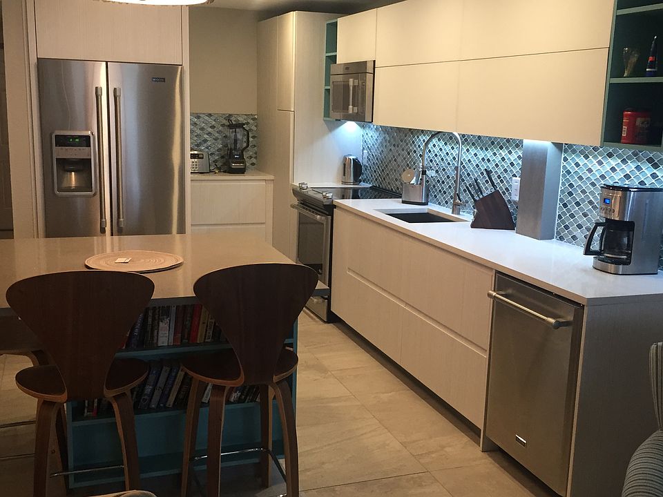 Fully renovated kitchen