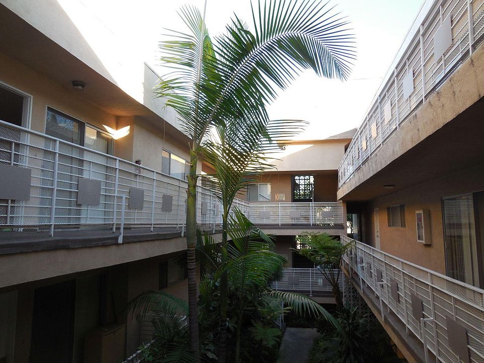 1st image of 835 S Norton Ave APT 9