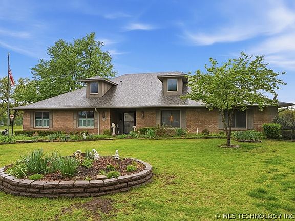 4th image of 1418 Sherwood Ln