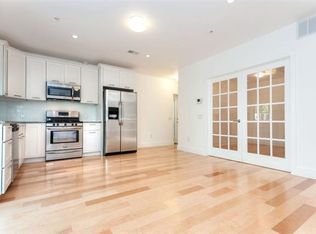 1957 Kennedy Blvd #1, Jersey City, NJ 07305