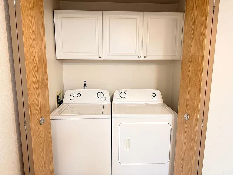 The Heights Apartments — Photo 5