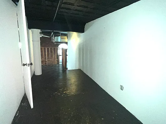 Rented by Nooklyn NYC LLC | media 38