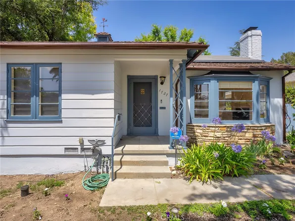1727 N Hill Ave, Pasadena, CA 91104