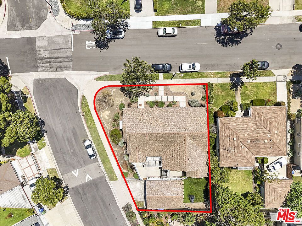 1st image of 7801 Flight Ave #1