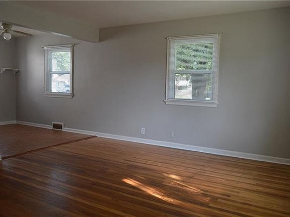 5th image of 4873 Wentworth Blvd