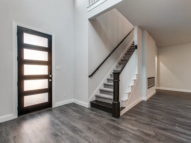 4508 El Paso Dr — Photo 4