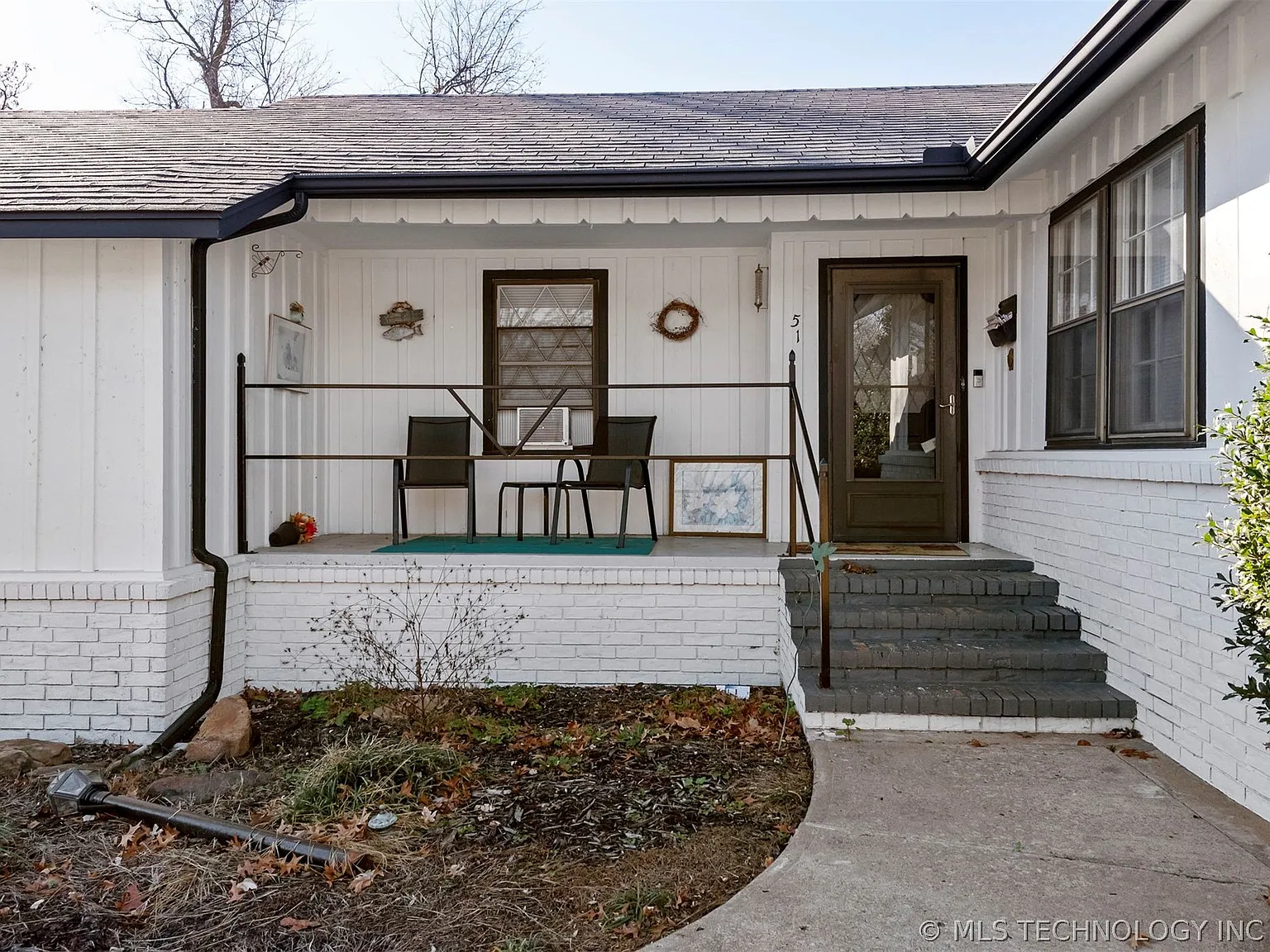 3 bed, 2.0 bath, 1812 sqft, $1,800 — Photo 4