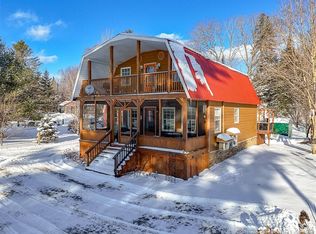 22 Cottage Ln, Saint Marys, NB E6C1R9