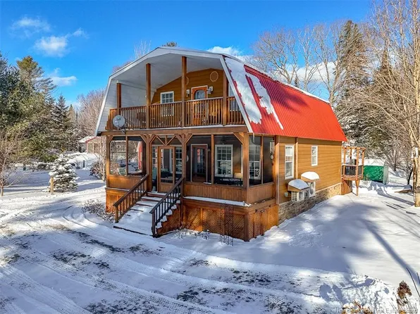 22 Cottage Ln, Saint Marys, NB E6C 1R9