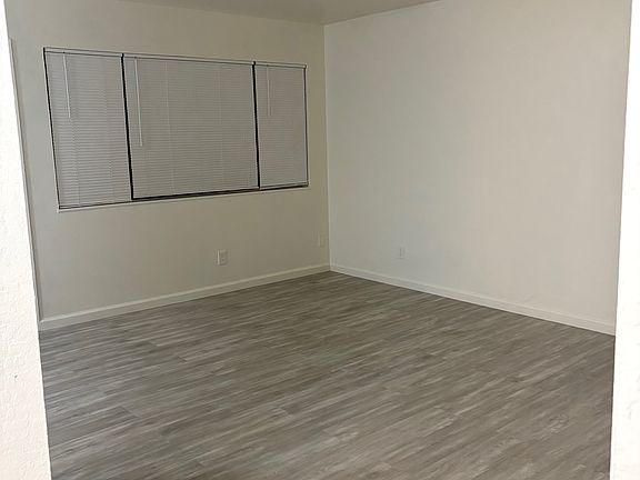 4th image of 3186 McKillop Rd APT 2