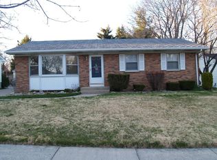 2121 Chelsea Dr NE, Grand Rapids, MI 49505