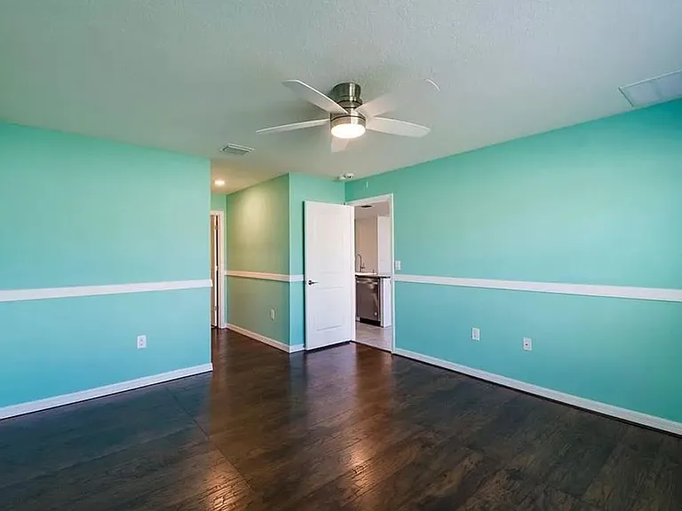 16709 Parker River St — Photo 6