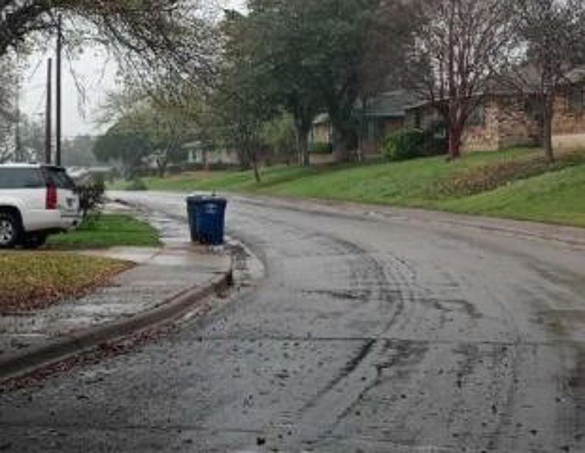 Exterior Neighborhood (street photo)