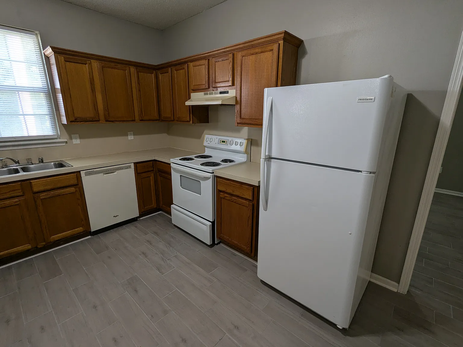 1 bed, 900 sqft, $800 — Photo 4