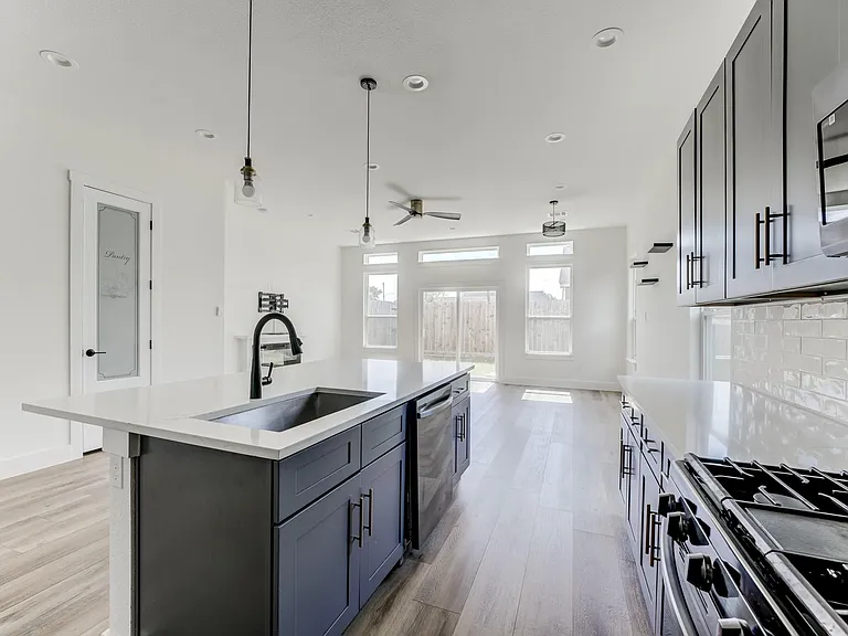 7117 Tierwester St — Photo 10