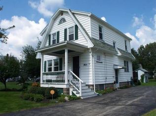 28 Simmons St, Rochester, NY 14606