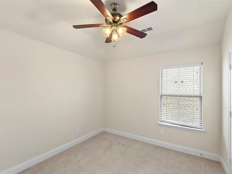 2678 Calmwood Dr — Photo 10