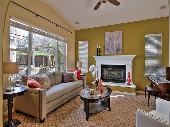 2nd image of 3425 Eldiva Ct