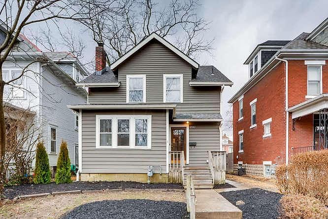 1st image of 2545 Glenmawr Ave