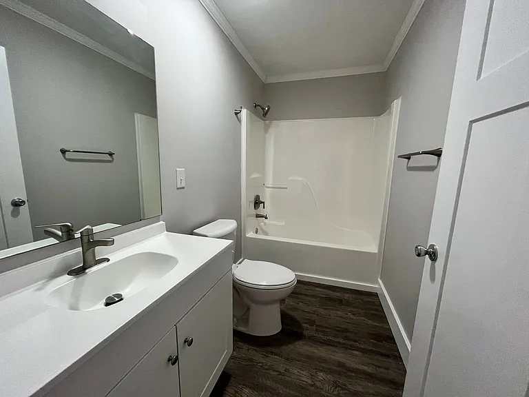 630 S Pearl St — Photo 8