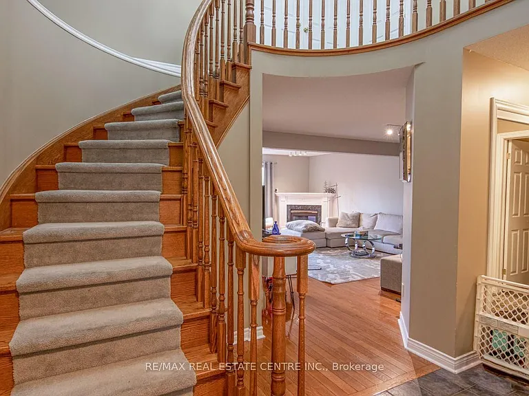 3335 Edgewood Pl — Photo 5