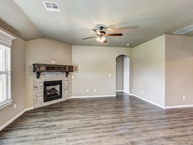 9952 SW 22nd St — Photo 15