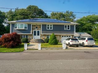22 Anderson St, Fall River, MA 02721