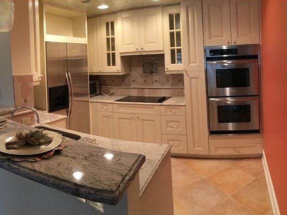 5th image of 4141 Bayshore Blvd APT 201