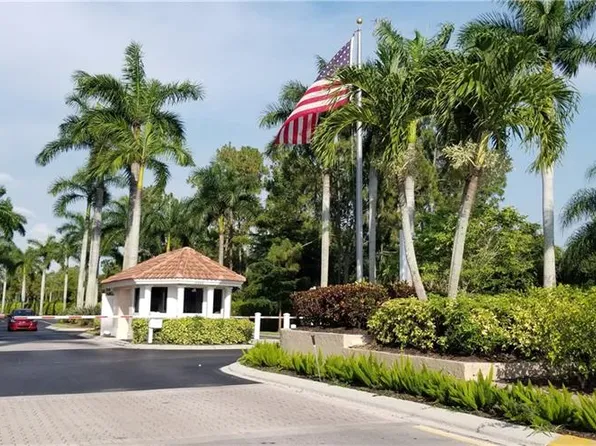 7745 Woodbrook Cir APT 3703, Naples, FL 34104