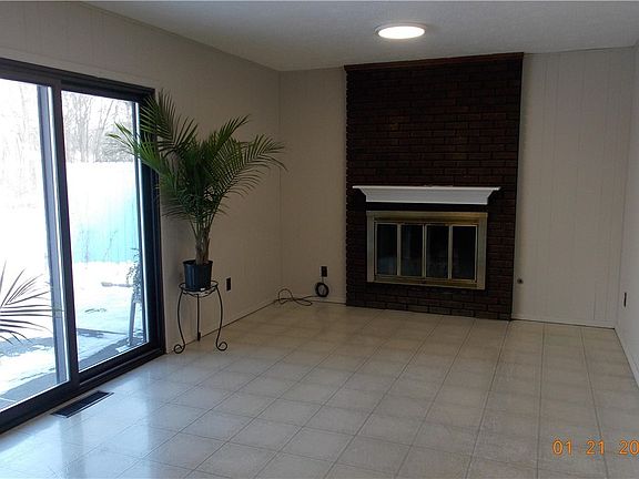 3rd image of 20308 Westwood Dr