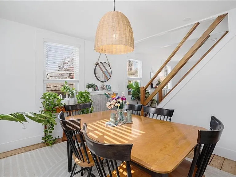 23 Holland St #2 — Photo 4