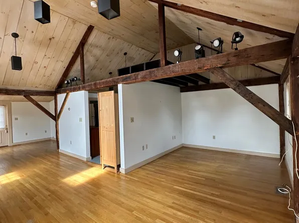 45 North St, Hingham, MA 02043