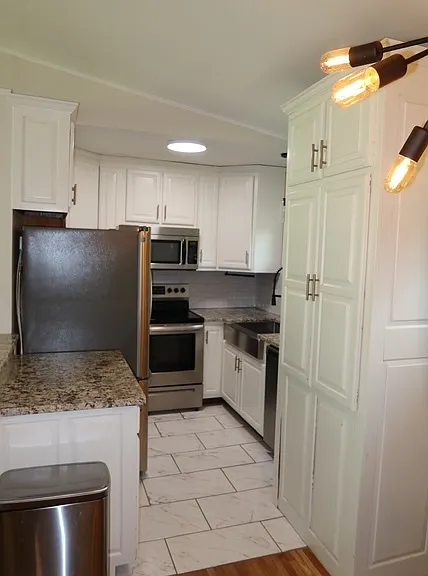 39 Willow Dr — Photo 11