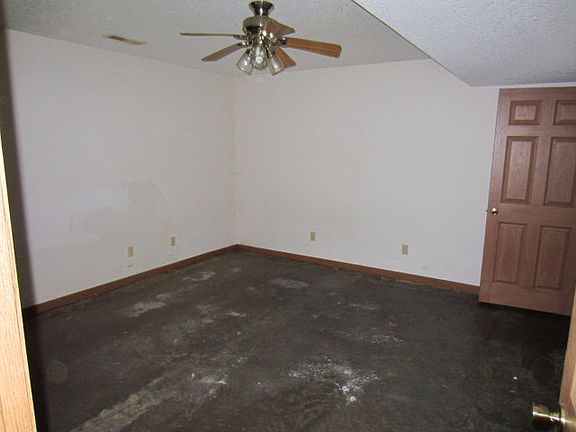 2nd image of 24422 Youngstown Trl