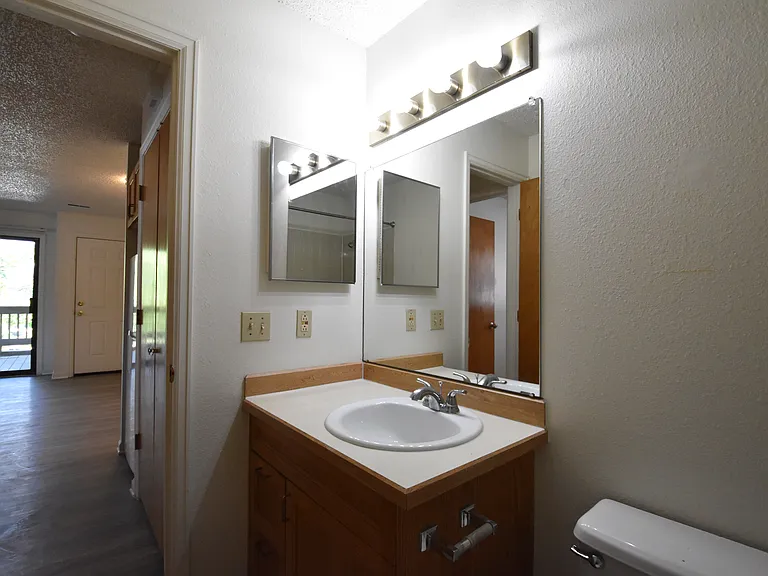 1921 Walnut St #101 — Photo 16