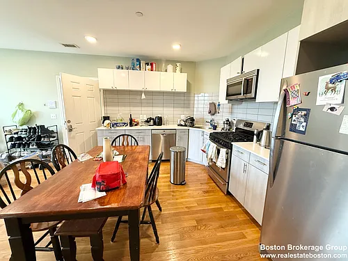 299 Dudley St #5 Photo 1